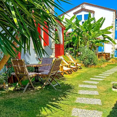 Banana Alacati Food & Stay - Adults Only-3